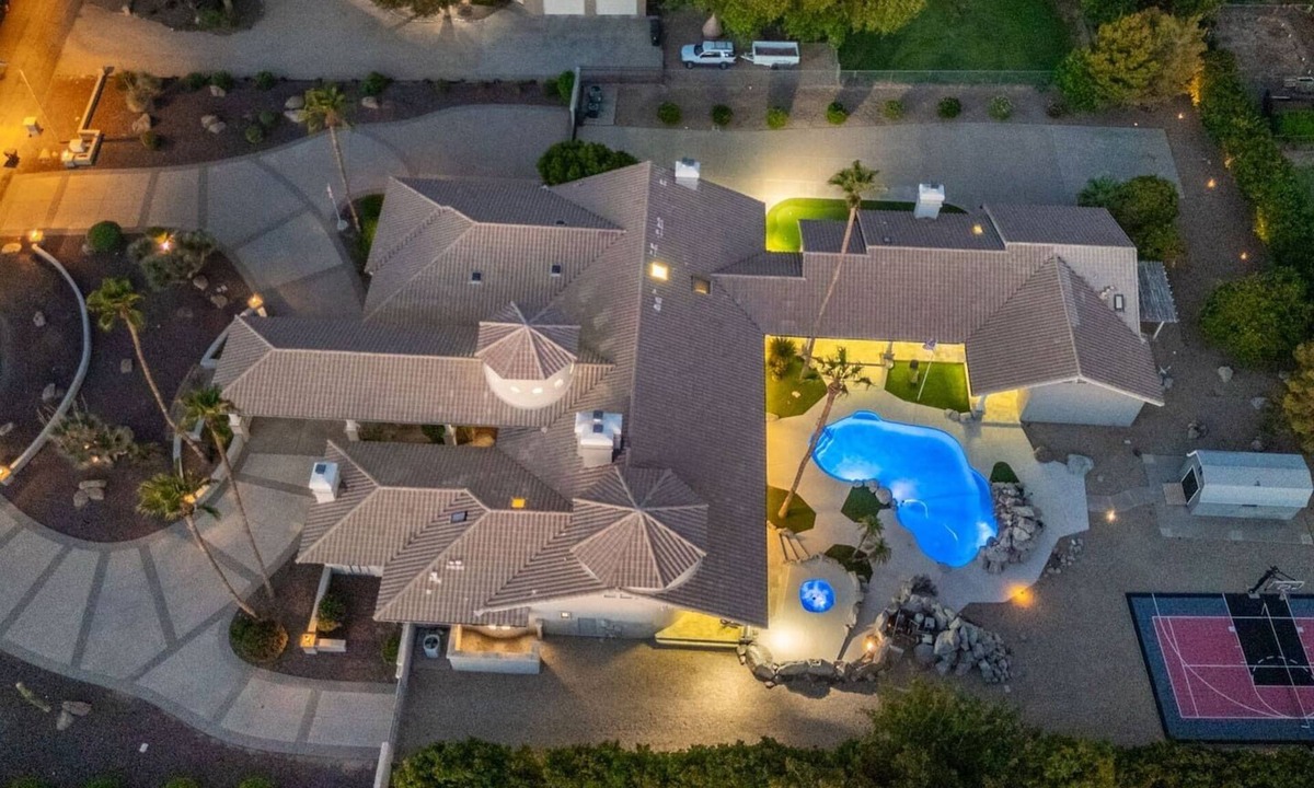 Peoria Villa | Peoria Luxe Estate | Pool, Hot Tub, Game Room & Fun for Everyone
