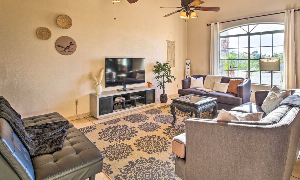 San Luis House | Pet-Friendly San Luis Abode ~ 22 Miles to Yuma!