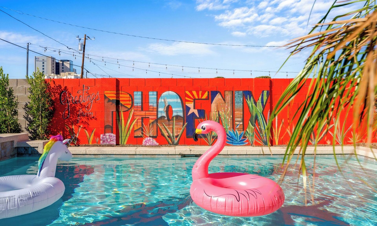 Coronado House | PHX Getaway! Spacious! Amazing Amenities!