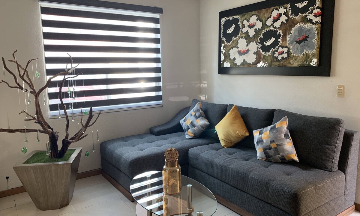 Zona Expo Apartment | Plaza del Sol/Expo Guadalajara Complete Apartment (Ground Floor)