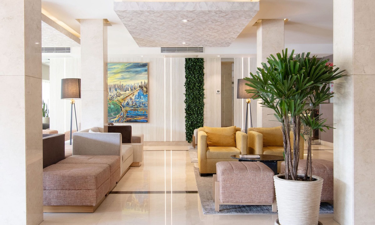 Zona Minerva Hotel | Plaza Diana Hotel