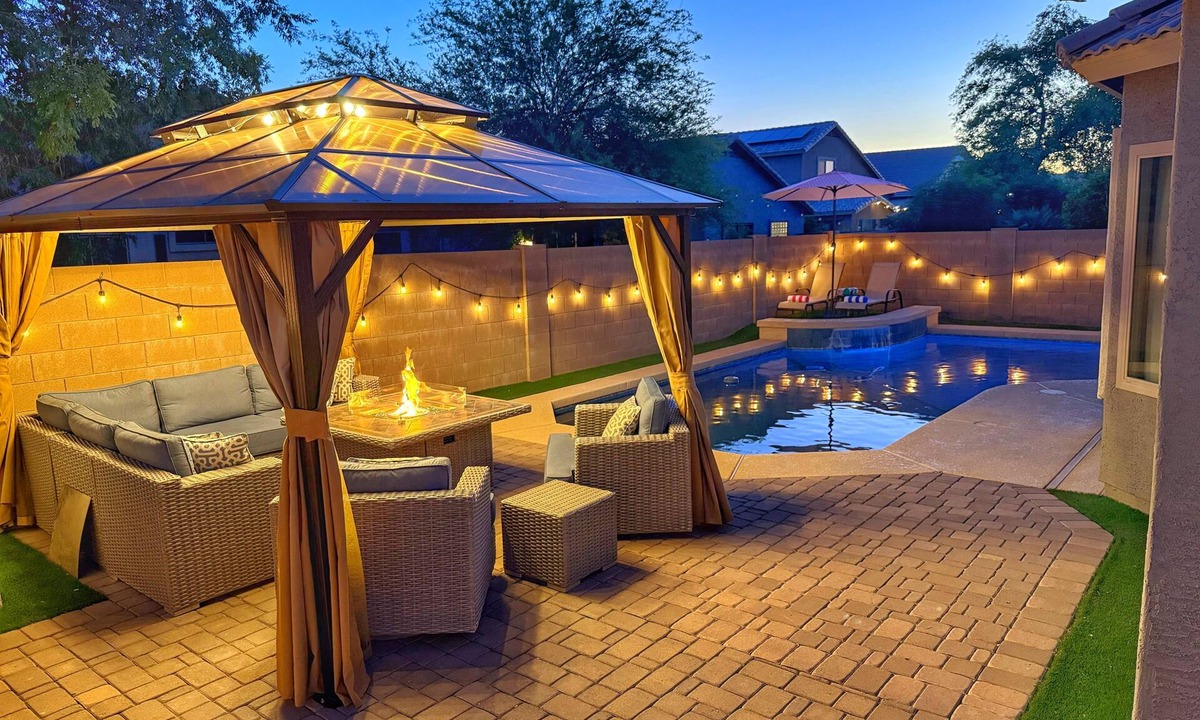Villages At Queen Creek House | Pool & EV Charger @ Family Friendly comfy house in the heart of Queen Creek