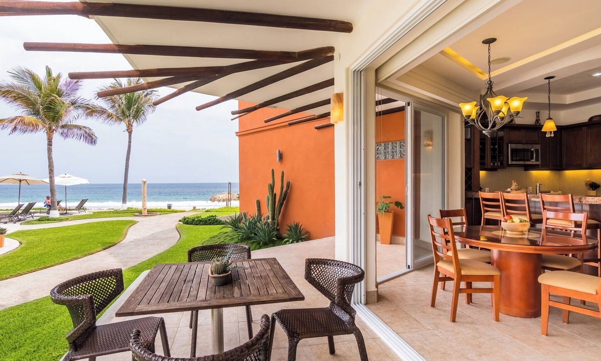 San Pedro Mixtepec Apartment | Poolfront Paradise with Ocean View - 2BR 2BA Condo: Puerto Escondido Vivo Resort