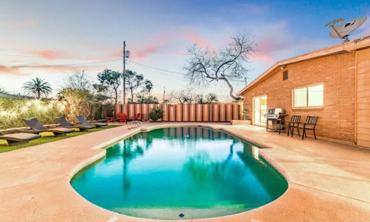 Palo Verde House | Poolside Chic: Large Group Getaway! Wow