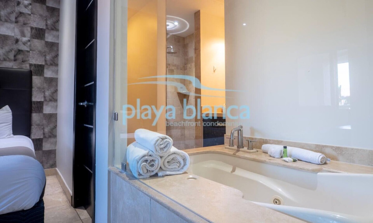 San Carlos Condo | Premier Beachfront Condo with Ocean Views | Resort Amenities | Pet Friendly