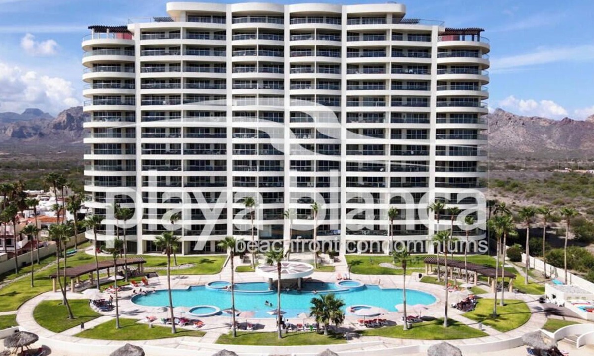 San Carlos Condo | Premier Playa Blanca Condo 1302:2 BR,2BA, Beachfront,Amazing View,Hotel Services
