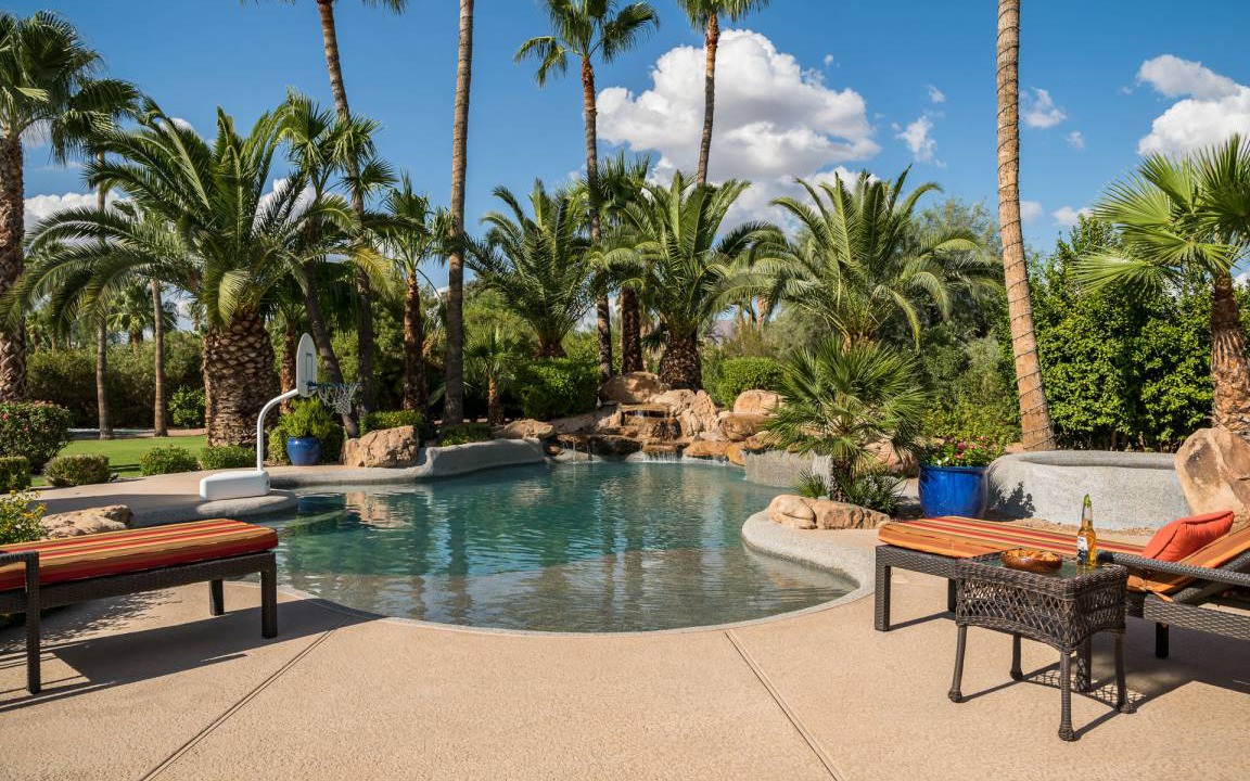 McDowell Ranchos House | Preston by AvantStay 6BR Desert Oasis w/ Basketball Court, Pool & Hot Tub