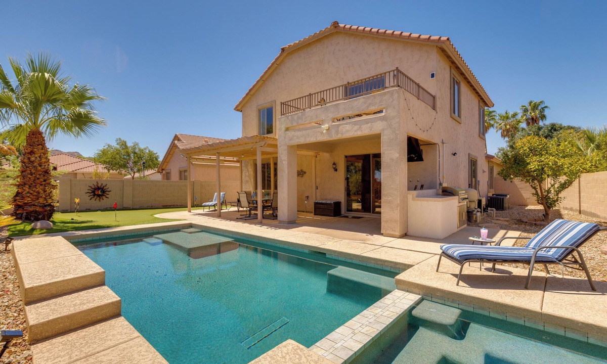 Legacy House | Private Pool & Fairway View: Phoenix Golf Retreat!