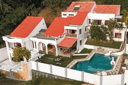 Bangsar Villa | Provence Chateau Retreat 40 Pax Pool Villa Bangsar by Verano