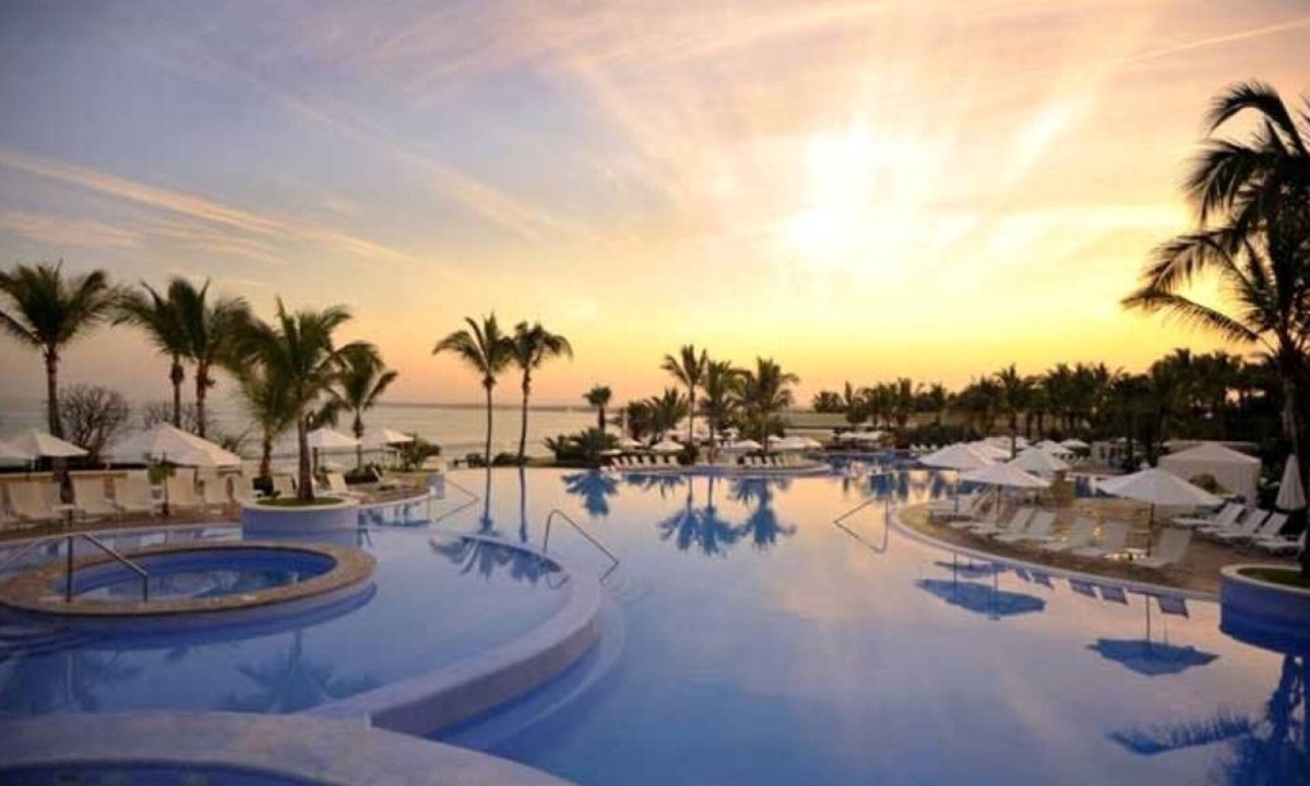 Cerritos Resort | Pueblo Bonito Emerald Bay Owner Master Suite 1BR2B
