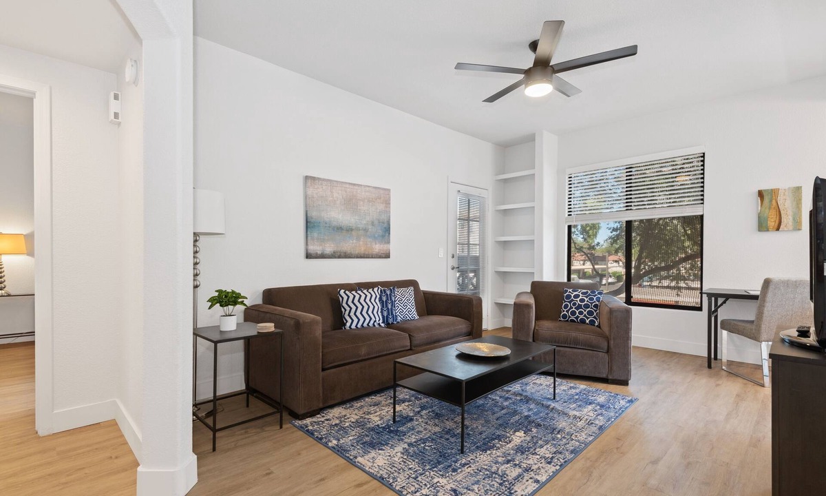Kierland Apartment | Pure Suites Scottsdale Kierland Commons Scottsdale Quarter 2 Bed Pool Gym