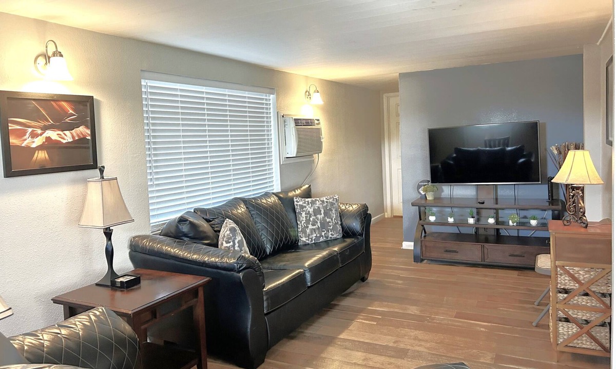 Superstition Springs House | Quiet and Relaxing MH Home on the Golf Course