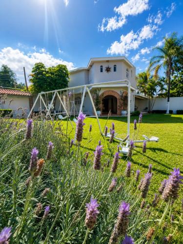 Ixtlahuacan de los Membrillos House | Quinta for Events and Stays in Vista Contenta