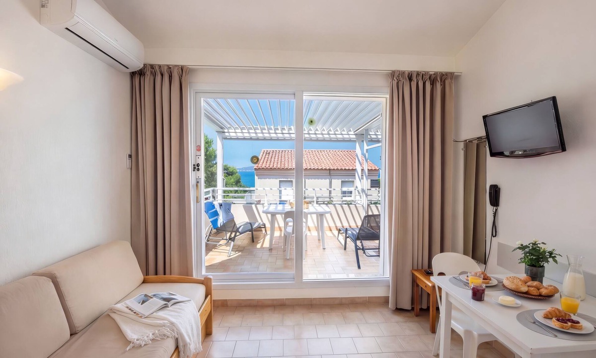 Lumio House | Résidence Pierre & Vacances Arinella