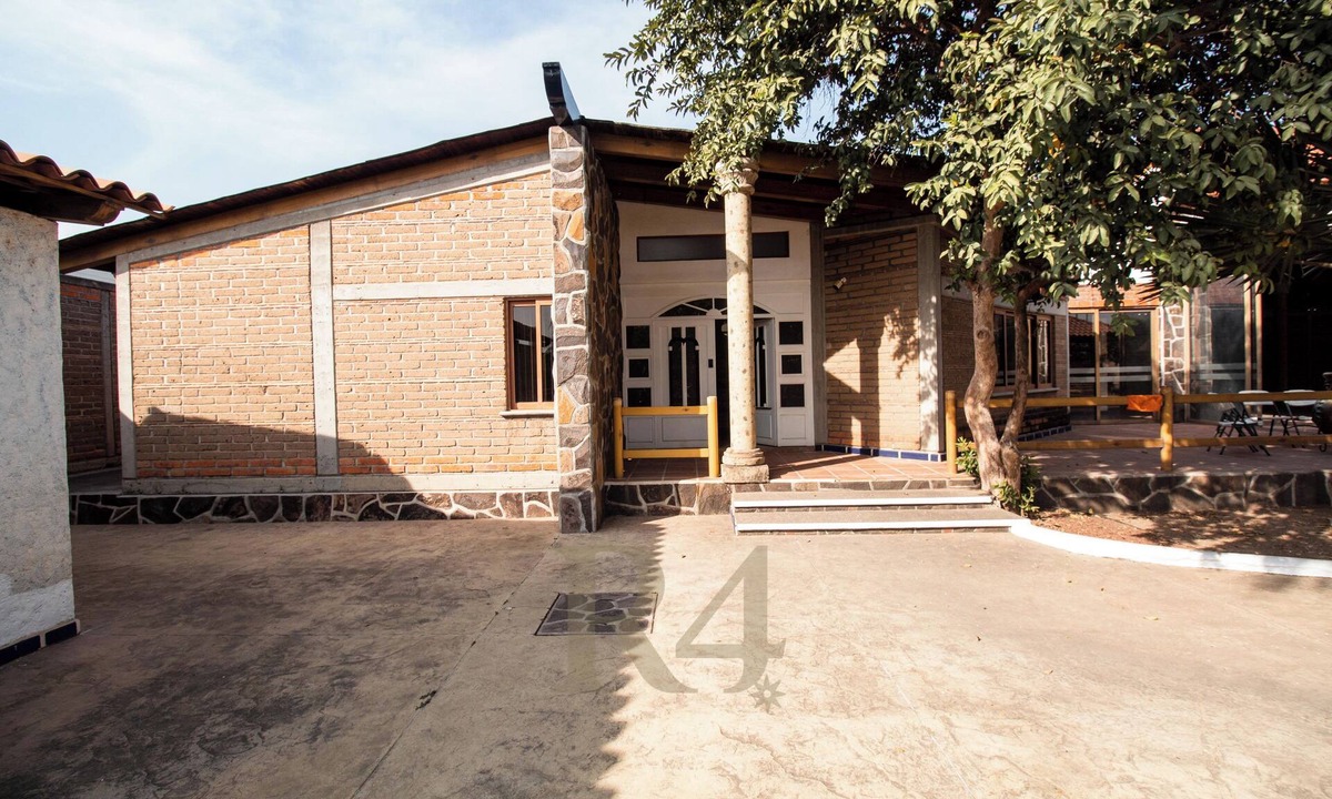 Tlajomulco de Zuniga House | RANCHO R4 BOUTIQUE CABIN