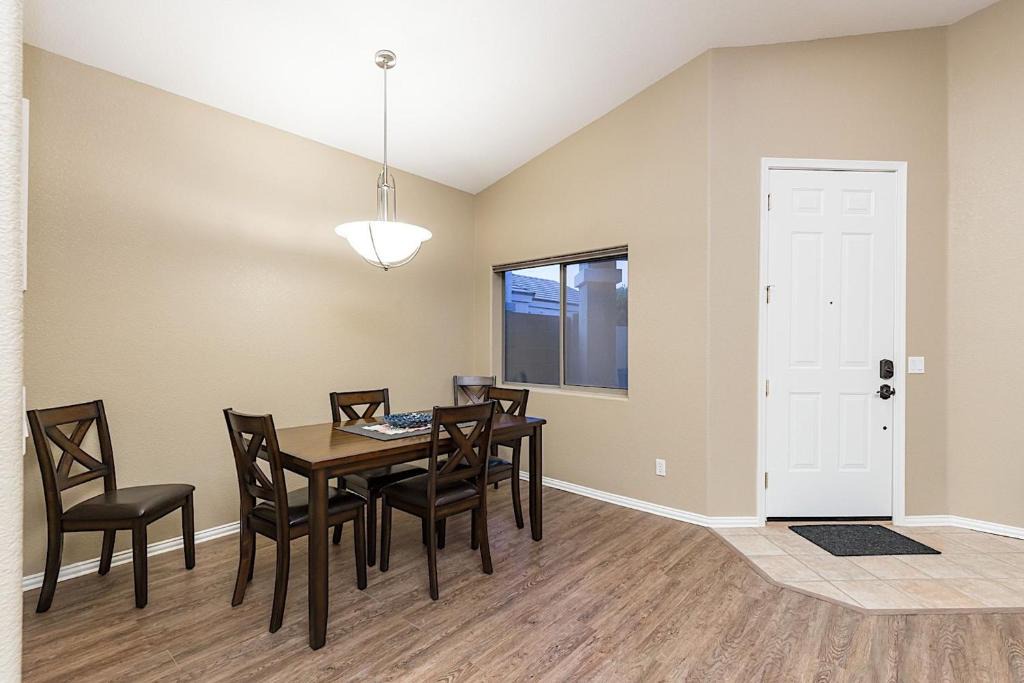 South Mountain House | Ravenswood Retreat 3 BR by Casago
