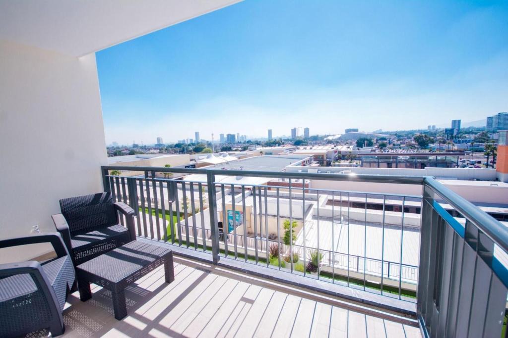 Zapopan House | Real View Towers W305 by Casago