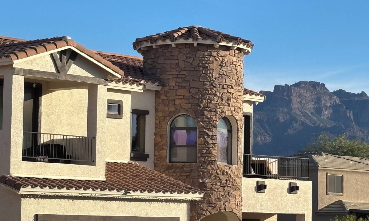 Apache Junction House | Relax at a 4 bedroom retreat at the base of the iconic Superstition Mountains!