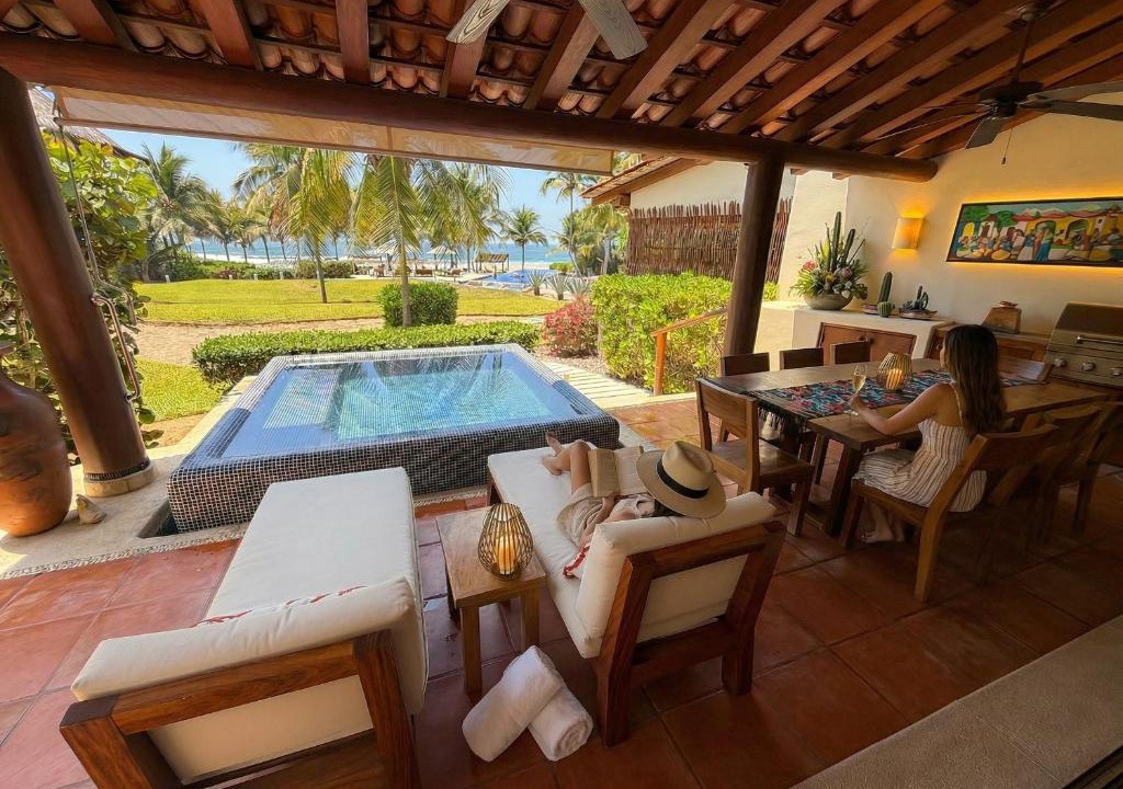 Zihuatanejo Hotel | Residences at Las Palmas