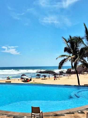 Cerritos Villa | Residencial De Lujo Playas Brujas Alberca y Playa