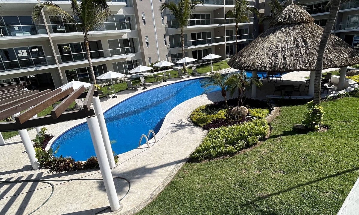 Puente del Mar Apartment | Residencial Familiar con Jacuzzi Exclusivo y Playa Privada!
