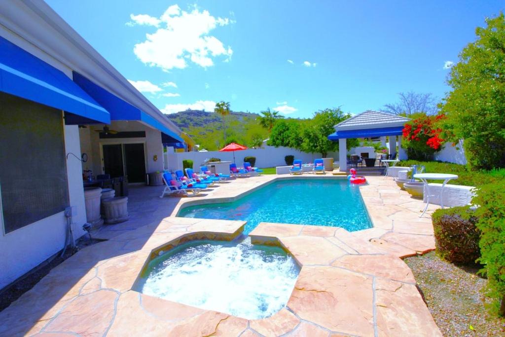 Pinnacle Hill House | Resort-Style Mountain View, Saltwater Pool/Spa, Golf/Hike -Glendale/Phoenix Area
