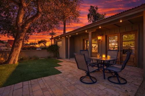 South Scottsdale House | Rhone - In Old Town - Walk to Fashion Square