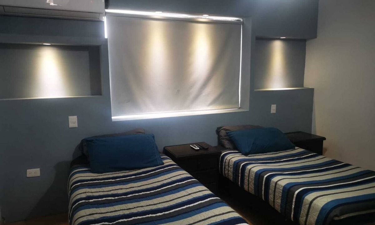 Monterrey House | ROOMS & SUITES