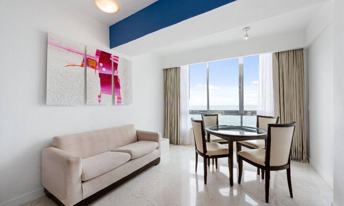 Marina Mazatlan Hotel | Royal Park Stylish 1BR Condo with Balcony for Weekend Getaway