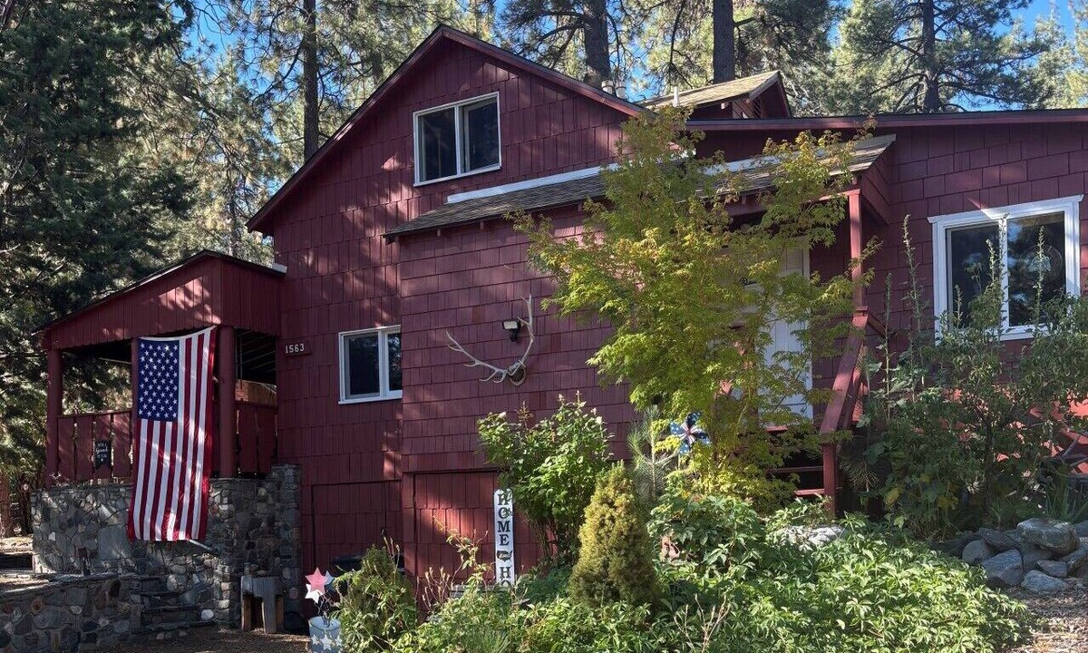 Wrightwood Cabin | Rustic Retreat|Pets OK, Near Village, Fireplace