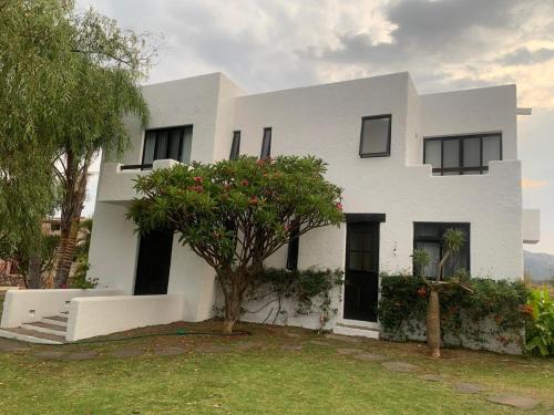 El Arenal House | Salamander Estate Luxury Villa with Private Pool and Golf Access