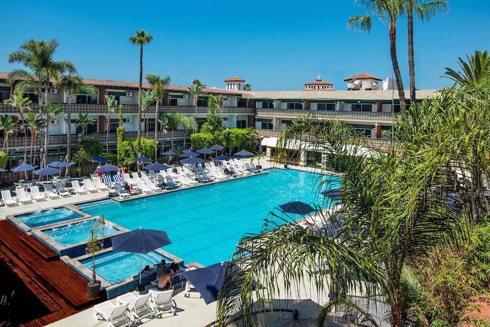 Playa Ensenada Hotel | San Nicolas Hotel and Casino