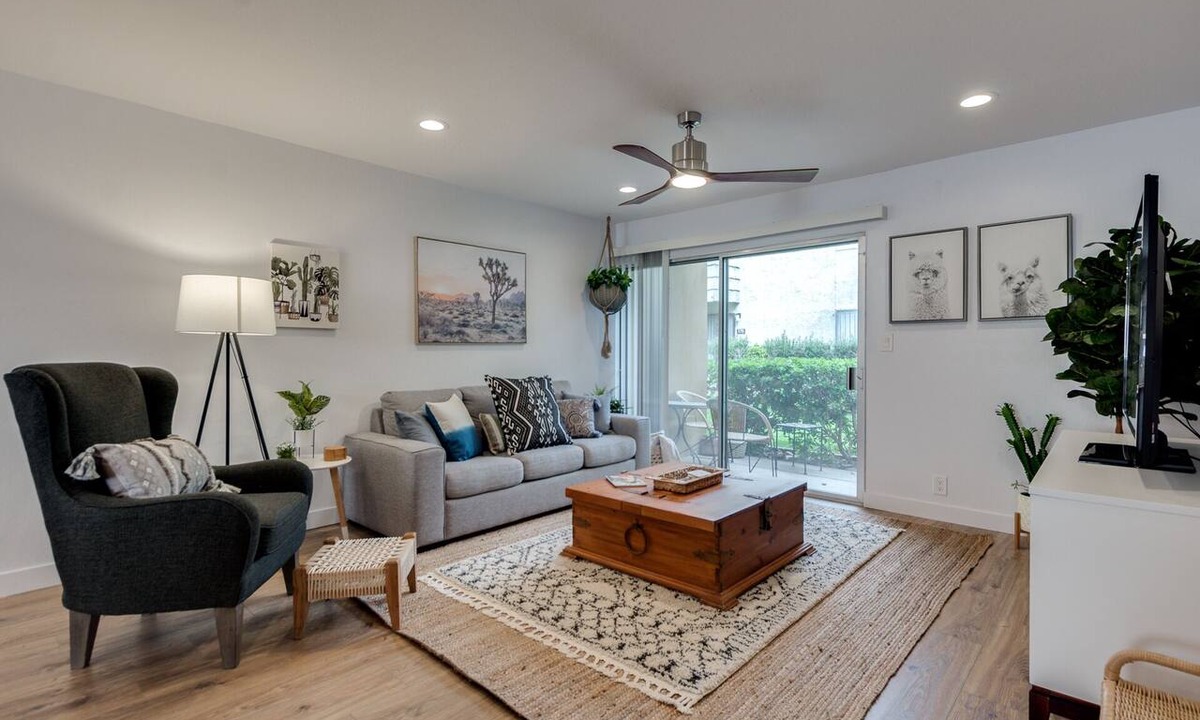 South Scottsdale Condo | Scottsdale Chic Condo w/Heated Pool, Walk Everywhere! A+ LUXURY in Old Town