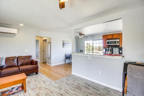 Marana House | Secluded Marana Home w/Viewing Decks + Privacy!