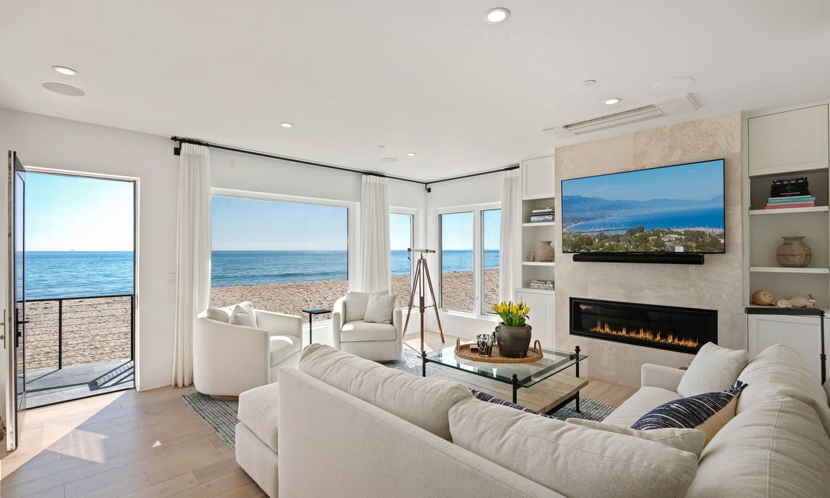 Montecito House | Serene Beachfront Luxury - Best of Miramar Beach