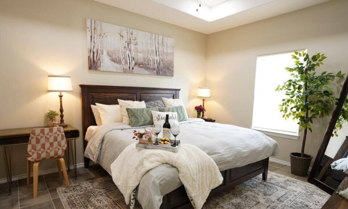 Mission Condo | Sharyland Hidden Gem 3 br 2ba Condo w/ King Bed (Pet Friendly)