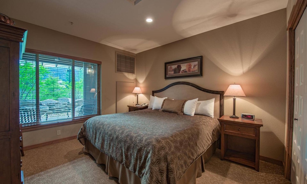 Kellogg Hotel | Silver Mountain Lodging