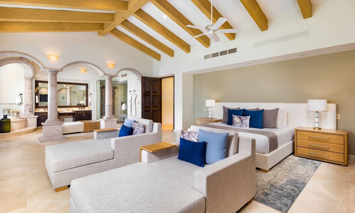 Flamingos Resort | Skyline Splendor: 3BR Penthouse Paradise at La Estancia, Nayarit