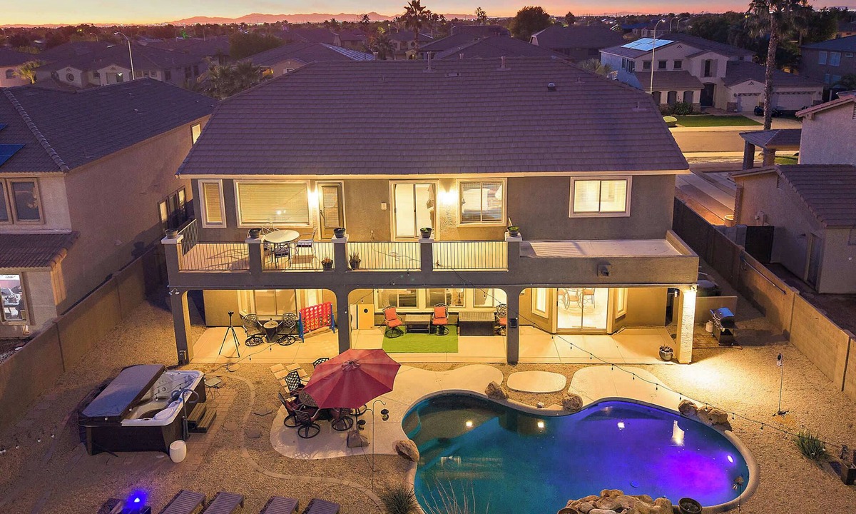 Mesa House | Sleeps 14 Pool&Spa Fire Pit Billiards EV Plug