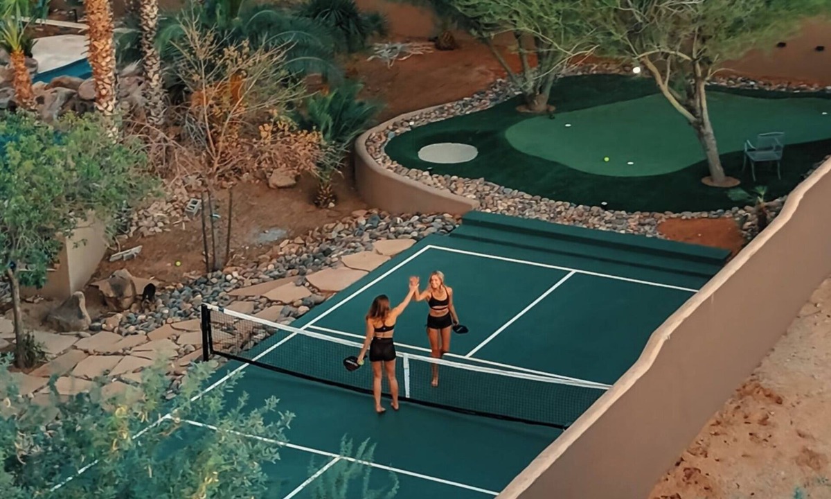 Rio Verde Foothills Villa | Sleeps 25 Heated Pool and Spa Pickleball Court