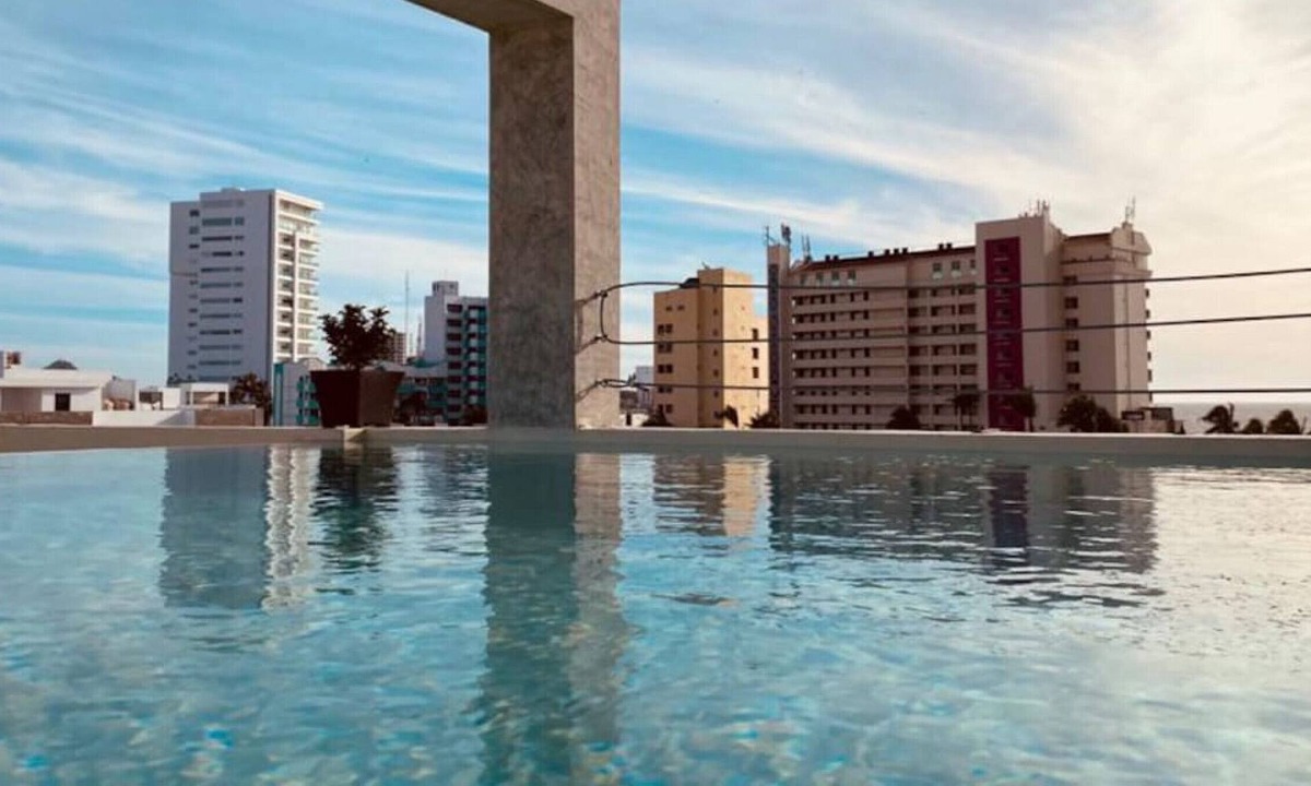 Ferrocarrilera Apartment | Soho 12 with style near malecon
