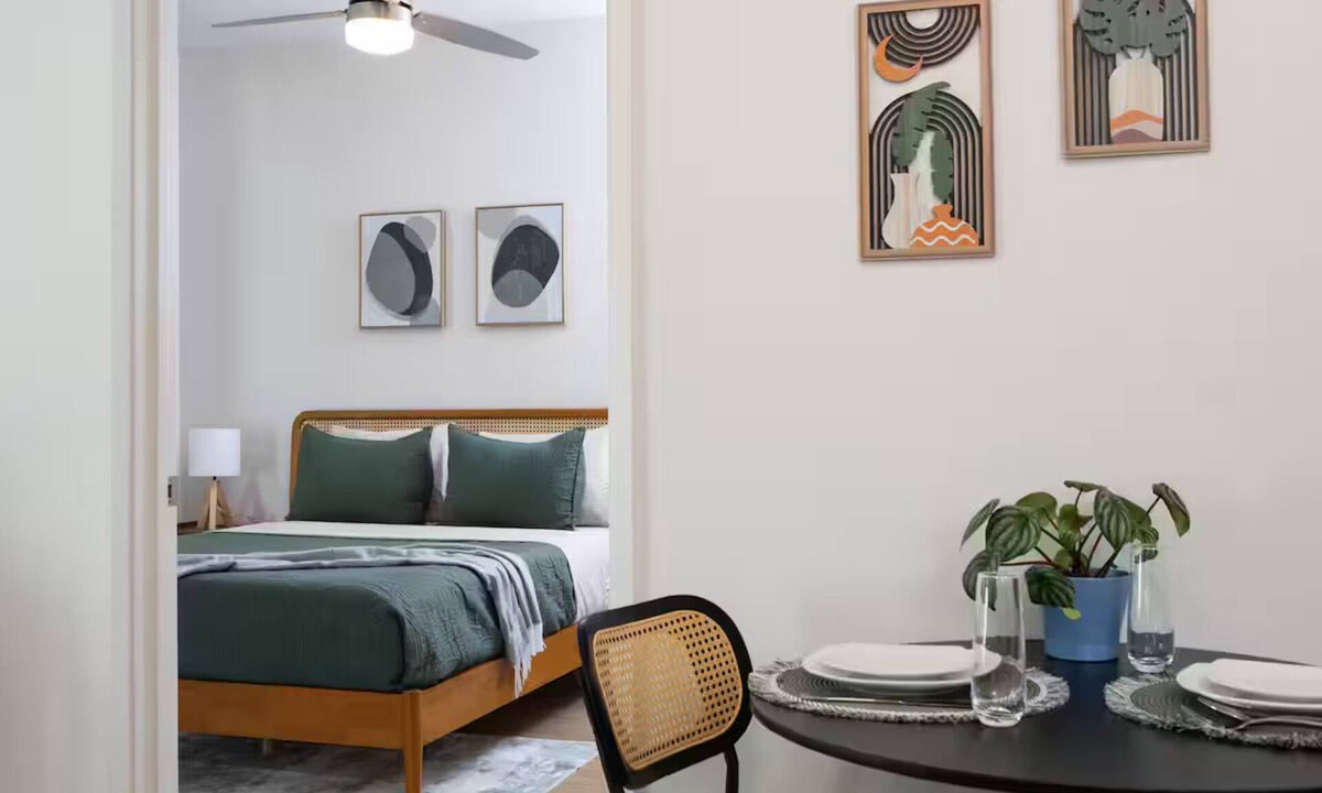 Downtown Apartment | Soho Vibes In The Heart Of Santa Monica