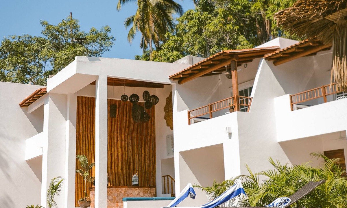 Zihuatanejo Hotel | Solez Zihuatanejo