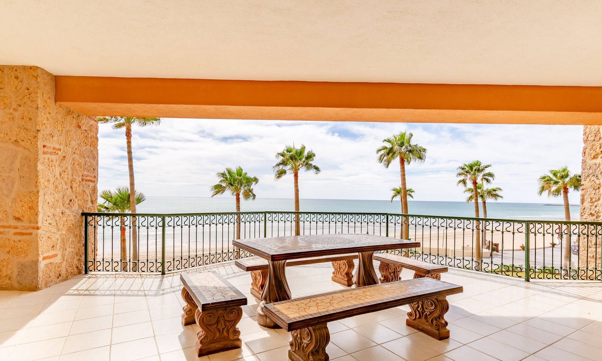 Puerto Penasco Condo | Sonoran Sea E-201 Memories At Sea Spacious Oceanfront