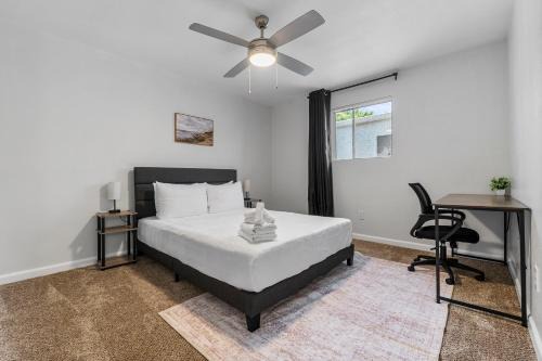 Mesa Apartment | Spacious 2BR Comfort Retreat at Vineyard in Mesa