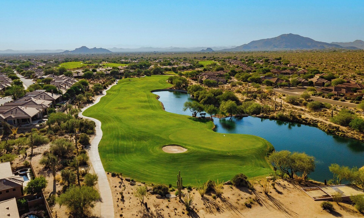 Legend Trail Condo | Spacious 3BR condo in N Scottsdale with access to golf, pickle, pool & fitness