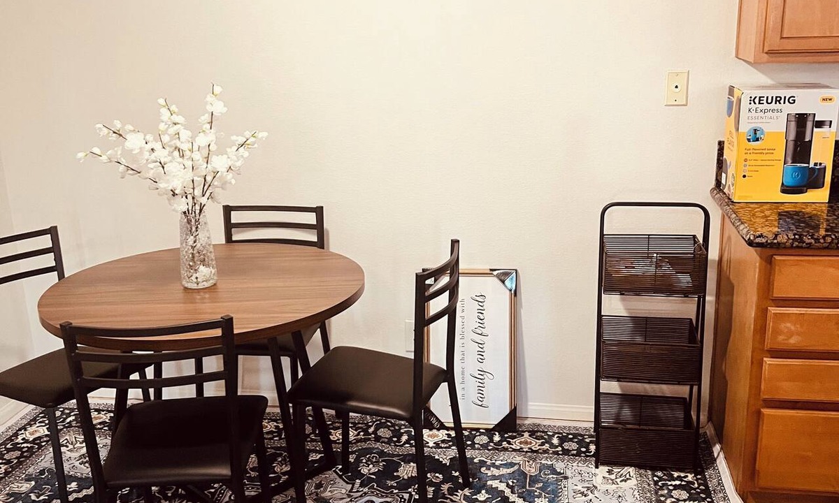 Riverside Condo | Spacious and Comfy 2-bedroom condo with AC near UC Riverside
