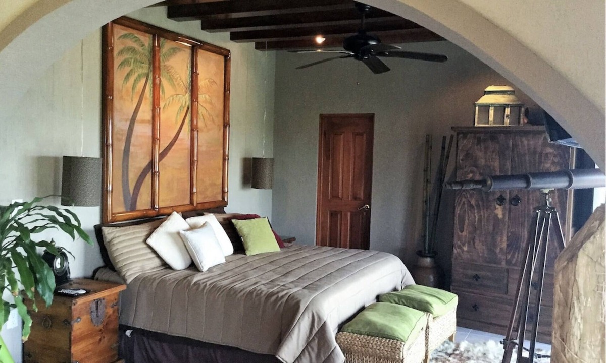 Isla Mujeres Villa | Spend the day at the Soggy Peso Palapa Bar, and spend the night in The Penthouse