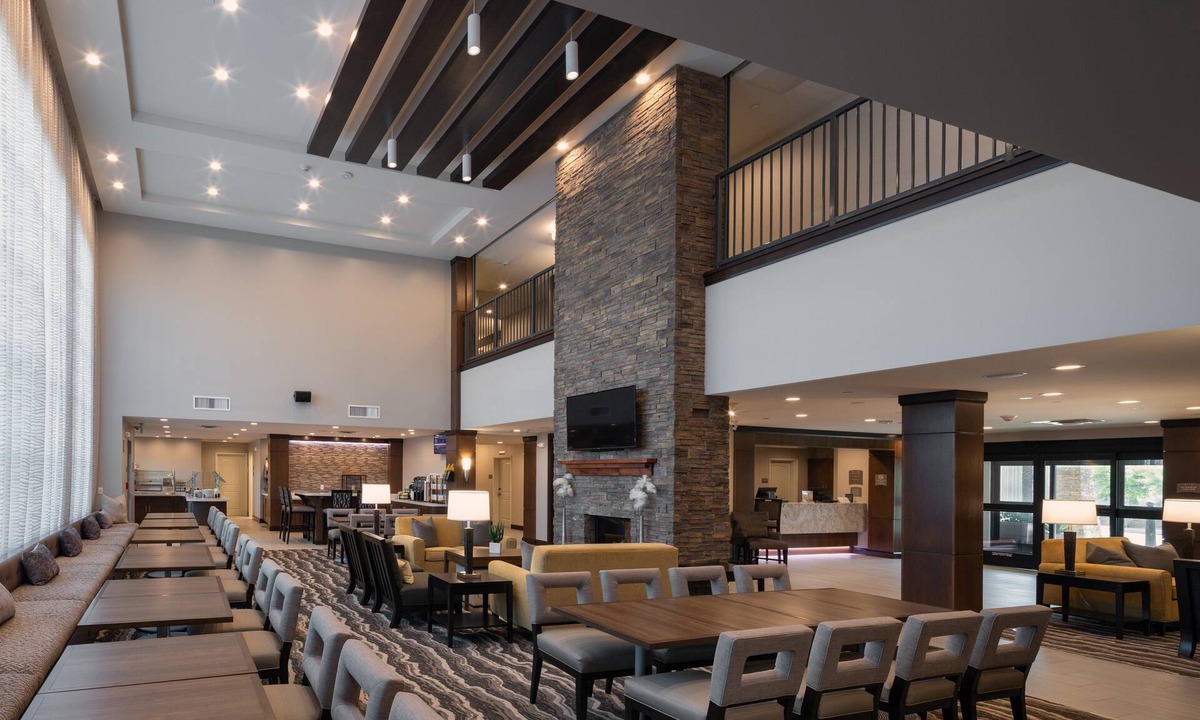Encanto Hotel | Staybridge Suites Phoenix - Biltmore Area by IHG