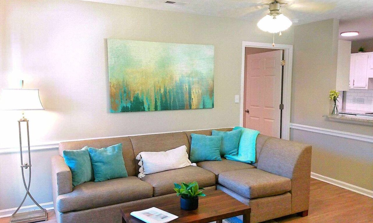 Pine Forest Apartment | Studio 415: Ground Level - Your Simple Escape